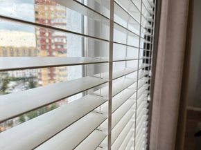 Деревянные горизонтальные жалюзи