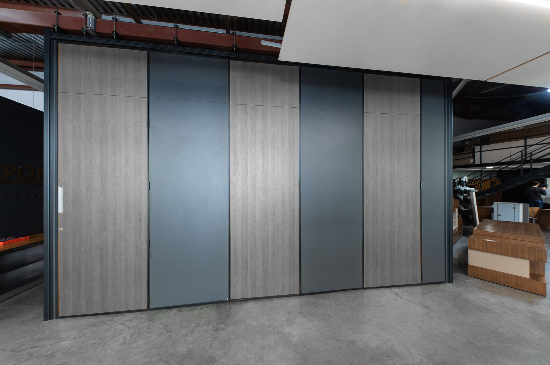 Фото Глухие раздвижные перегородки NAYADA SmartWall H3