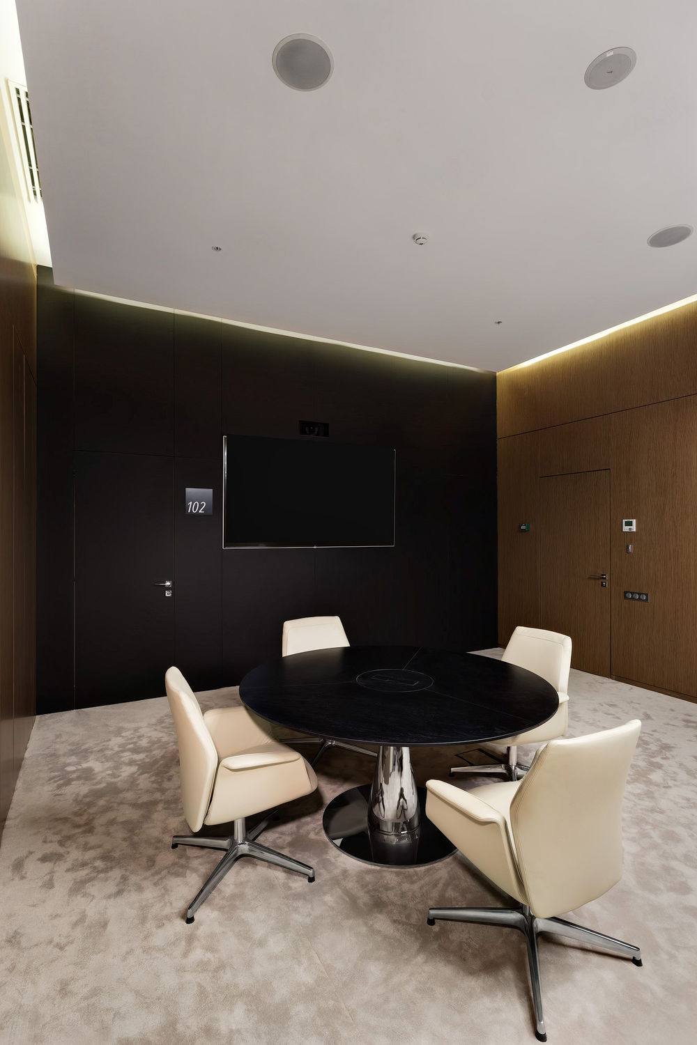 Фото Перегородки из ценных пород дерева NAYADA-Regina Line