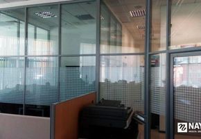 Установка офисных перегородок NAYADA в ЮниКредит Банк