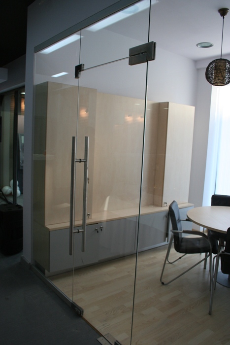 Офисные перегородки NAYADA в Екатернбургском представительстве компании Яндекс