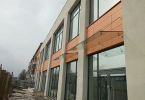 Стеклянные козырьки для Торгового центра
