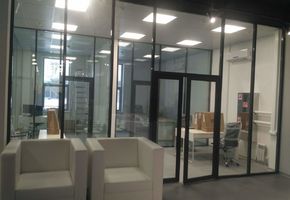 Перегородки и дизайн стен для детского обучающего центра «Кванториум»