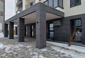 Установка навесных вентилируемых фасадов и дверей Nayada-Fasad для ЖК ДОК ГП 2.1. в г. Тюмени