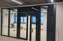 Установка раздвижной перегородки и козырька в школе г. Губкинский