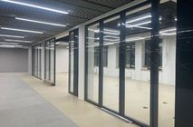 Установка раздвижной перегородки и козырька в школе г. Губкинский