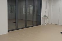 Установка раздвижной перегородки и козырька в школе г. Губкинский