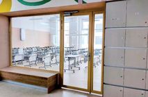 Установка стеклянных перегородок Nayada TWIN и дверей Vitrage I на школьном комплексе г. Екатеринбург.