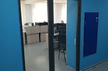 Установка Стационарной перегородки TWIN и дверей Vitero для офиса компании «Газпромнефть» г. Ноябрьск