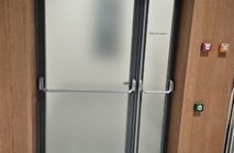 Монтаж дверей и перегородок в Международном аэропорту Рощино имени Д. И. Менделеева