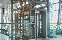 Монтаж дверей и перегородок в Международном аэропорту Рощино имени Д. И. Менделеева