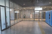 Монтаж дверей и перегородок в Международном аэропорту Рощино имени Д. И. Менделеева