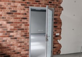 Монтаж продукции NAYADA во Дворце творчества и спорта «Пионер»