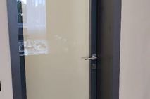 Стационарная перегородка Nayada-Standart и двери Nayada –Magic для компании ООО «Навигатор»