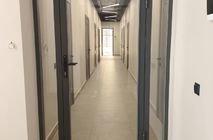 Стационарная перегородка Nayada-Standart и двери Nayada –Magic для компании ООО «Навигатор»