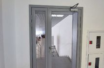 Изготовление цельностеклянной перегородки и входной группы для автосалона Chery г. Пермь