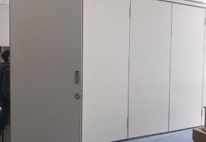 Раздвижные перегородки в проекте Складные перегородки для школы