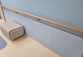 Панели из HPL компакт-пластика в проекте Облицовка HPL компакт пластиком в клинике