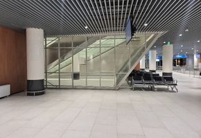 NAYADA-Standart в проекте Монтаж дверей и перегородок в Международном аэропорту Рощино имени Д. И. Менделеева