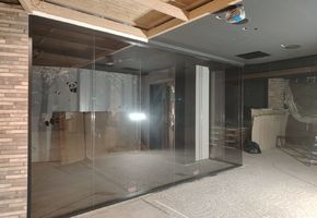 NAYADA-Twin в проекте Стационарные перегородки Nayada – Twin и цельностеклянные двери Nayada для офиса - компании «Тензор» г. Екатеринбург