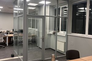 Проект Изготовление стеклянной стационарной перегородки Nayada-Standart для ООО «СПК-УРАЛ» г. Екатеринбург